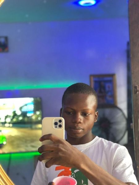 File:Oyeniyi yunuss.jpeg