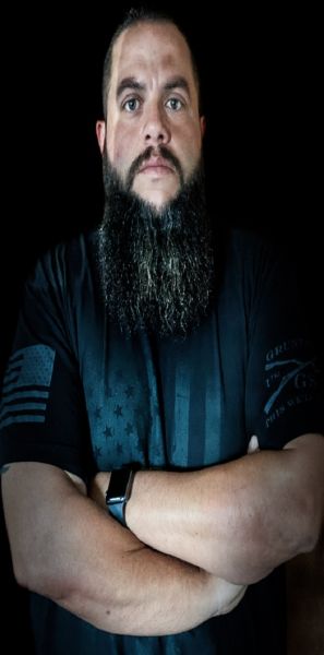 File:Joshua Roman.jpeg