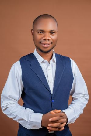Lasisi.jpg